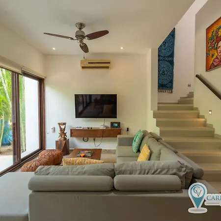 Townhome With Private Rooftop & Jacuzzi - Beach Across Street